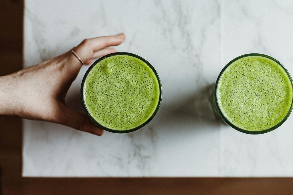Apple and Mint Wild Green Smoothie