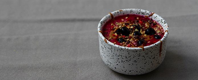 Beetroot and Raspberry Smoothie Bowl